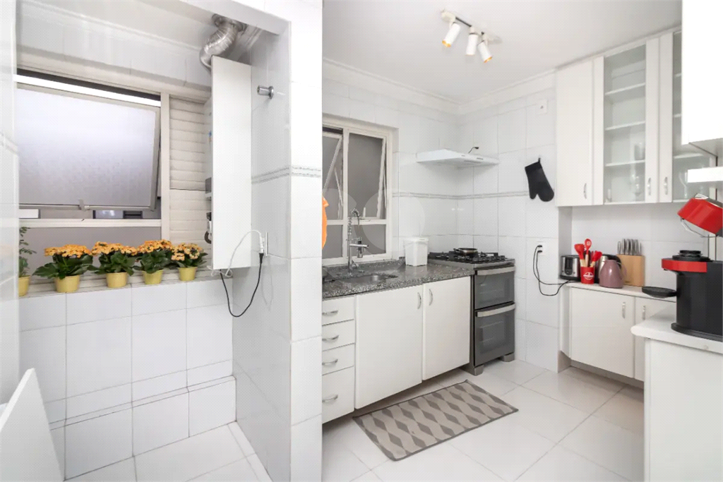 APARTAMENTO em VILA OLÍMPIA