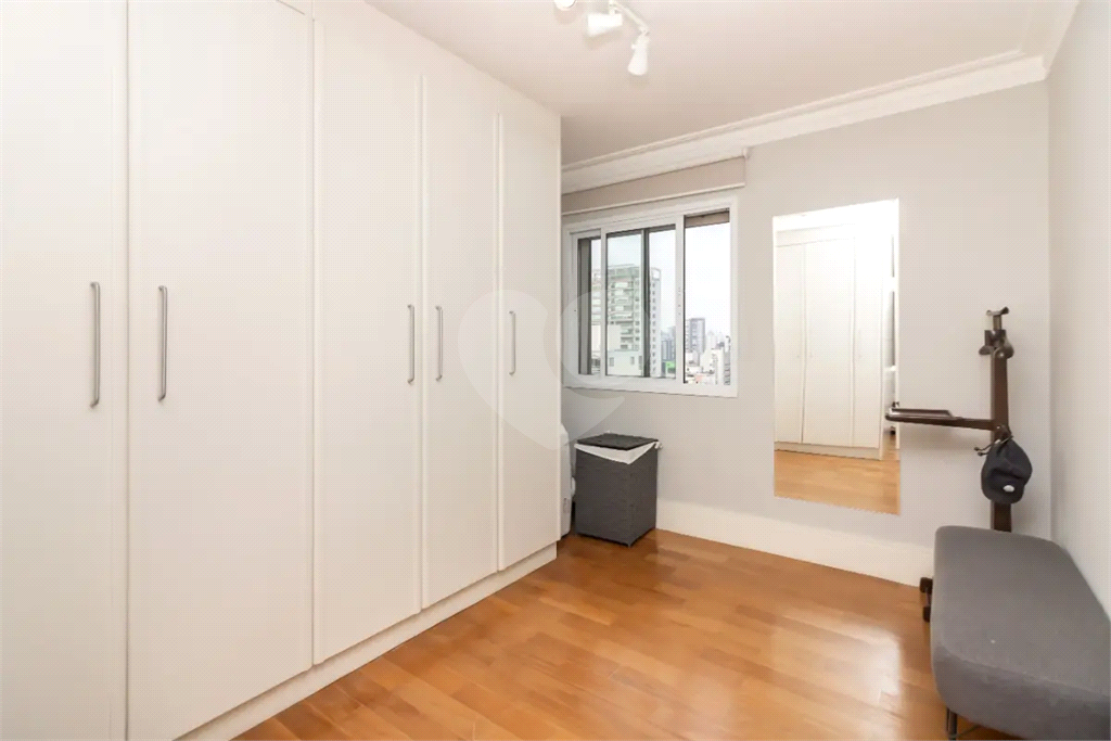 APARTAMENTO em VILA OLÍMPIA