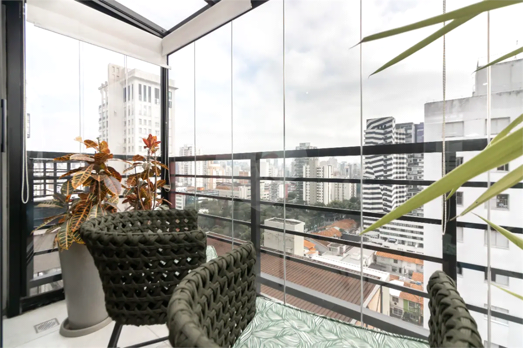 APARTAMENTO em VILA OLÍMPIA