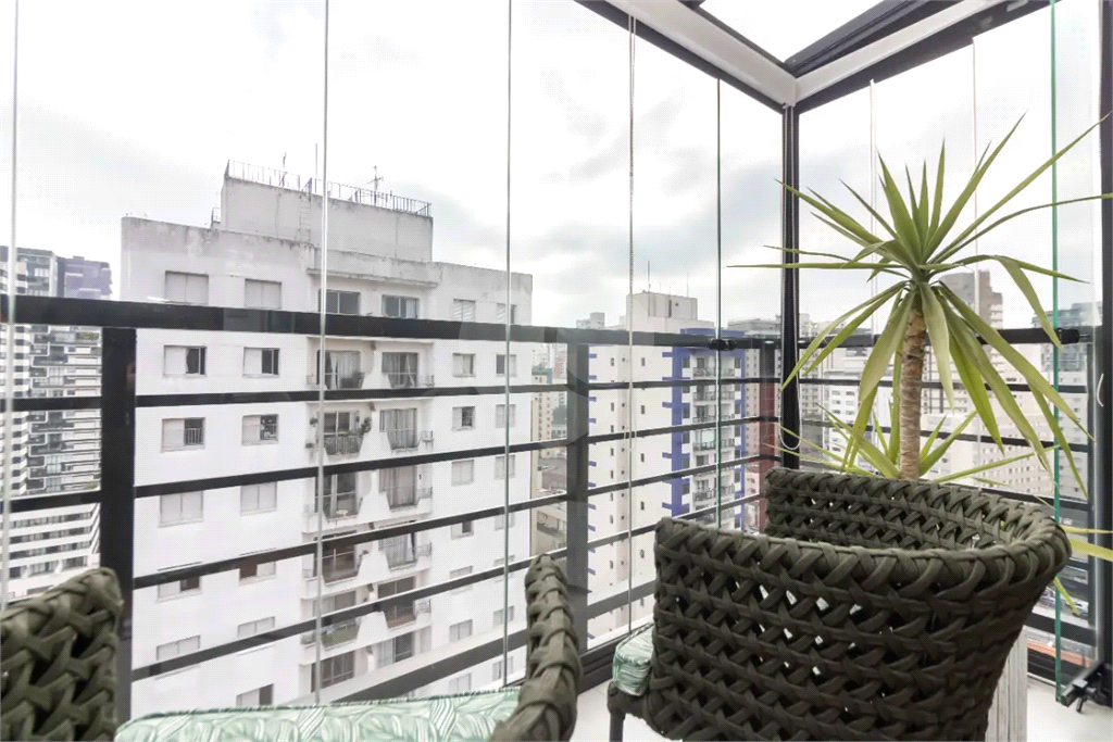 APARTAMENTO em VILA OLÍMPIA
