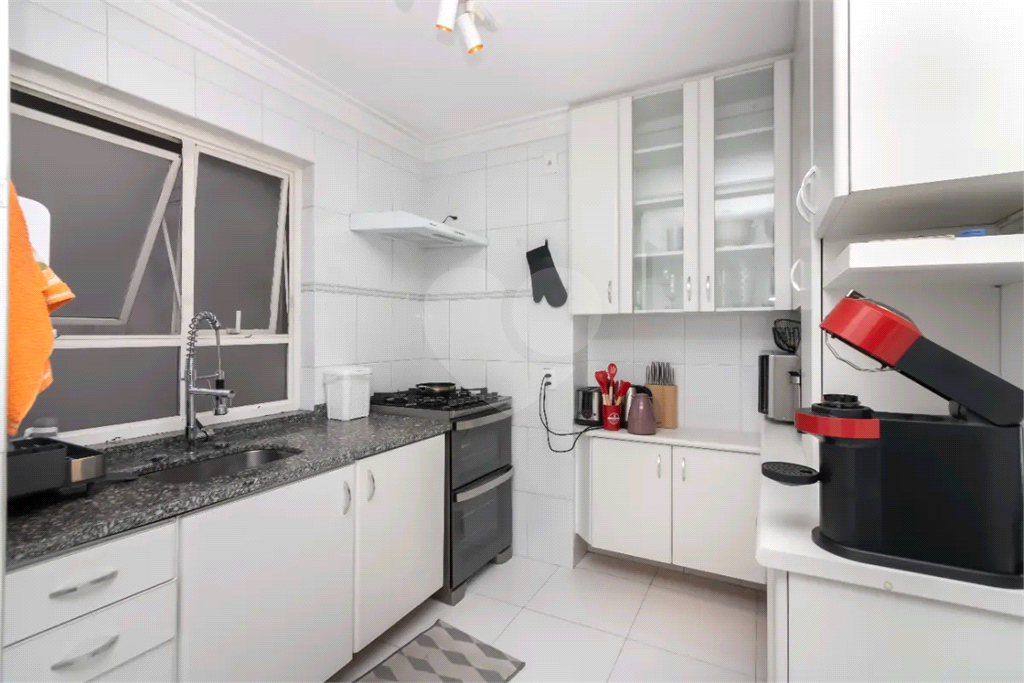 APARTAMENTO em VILA OLÍMPIA