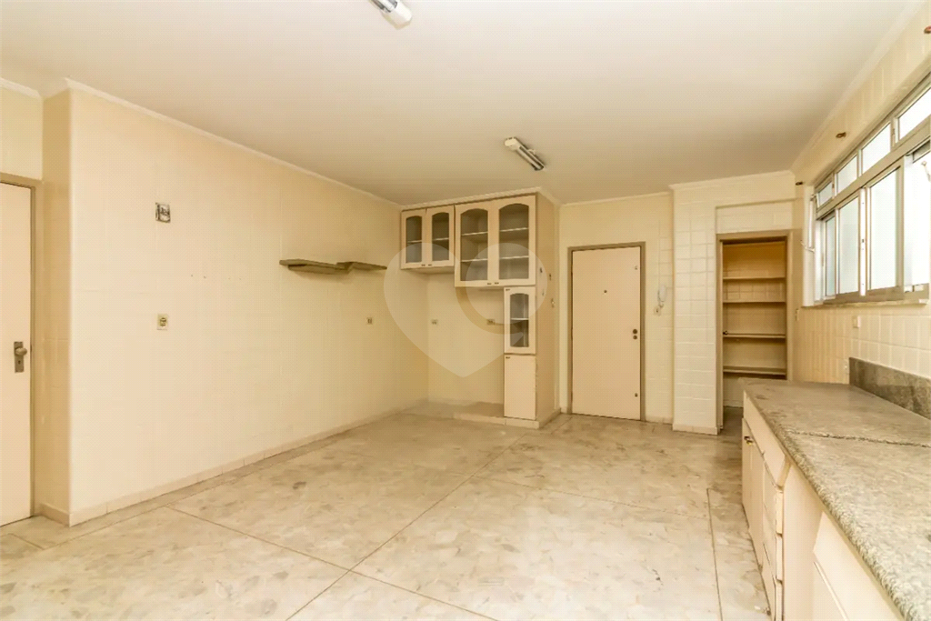 APARTAMENTO em BELA VISTA