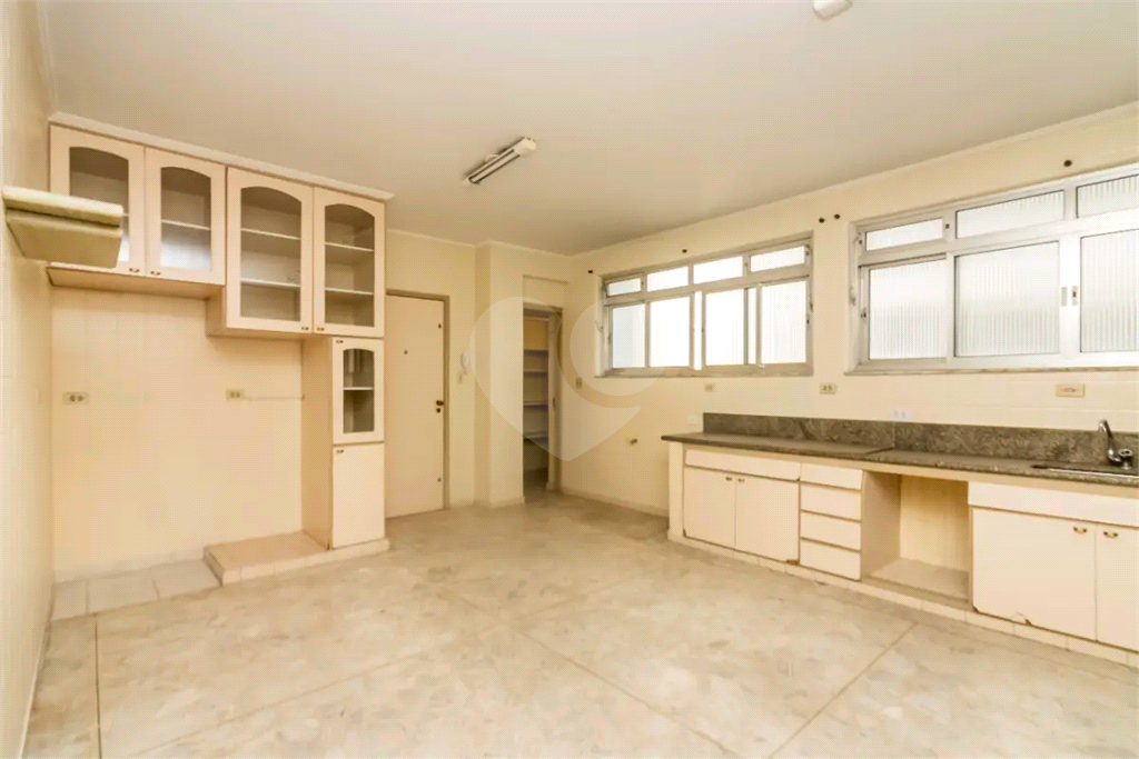 APARTAMENTO em BELA VISTA