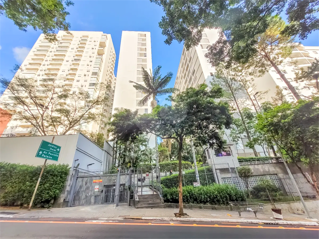 APARTAMENTO em BELA VISTA