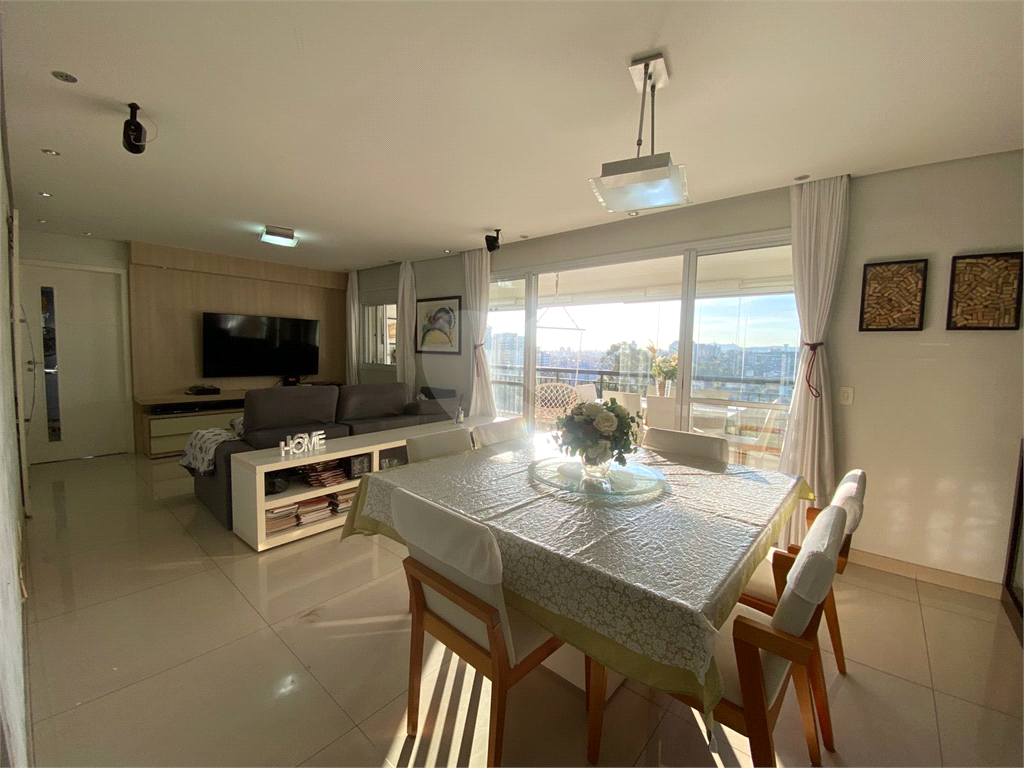 Apartamento com 3 quartos e varanda gourmet