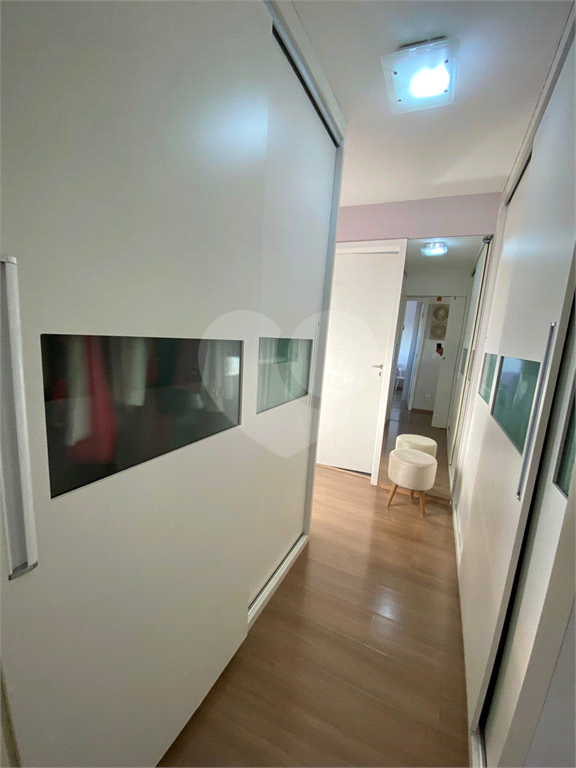 Apartamento com 3 quartos e varanda gourmet