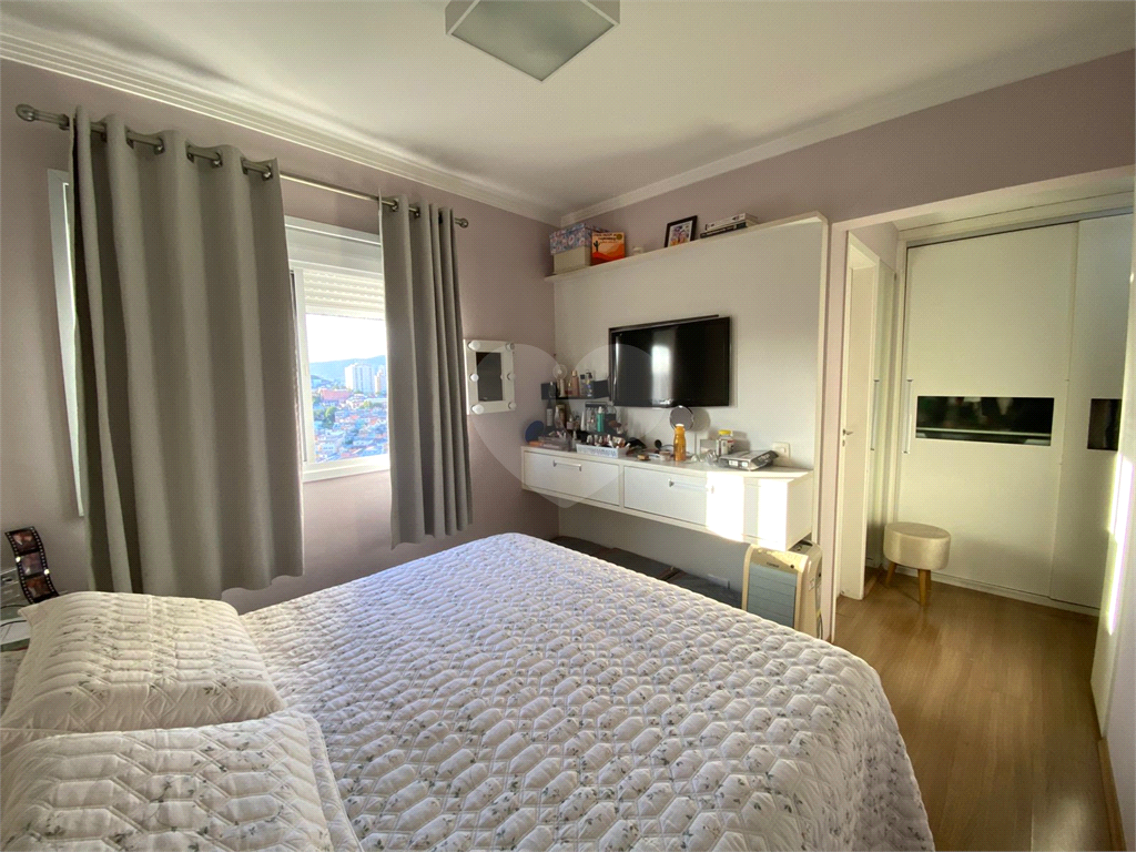 Apartamento com 3 quartos e varanda gourmet