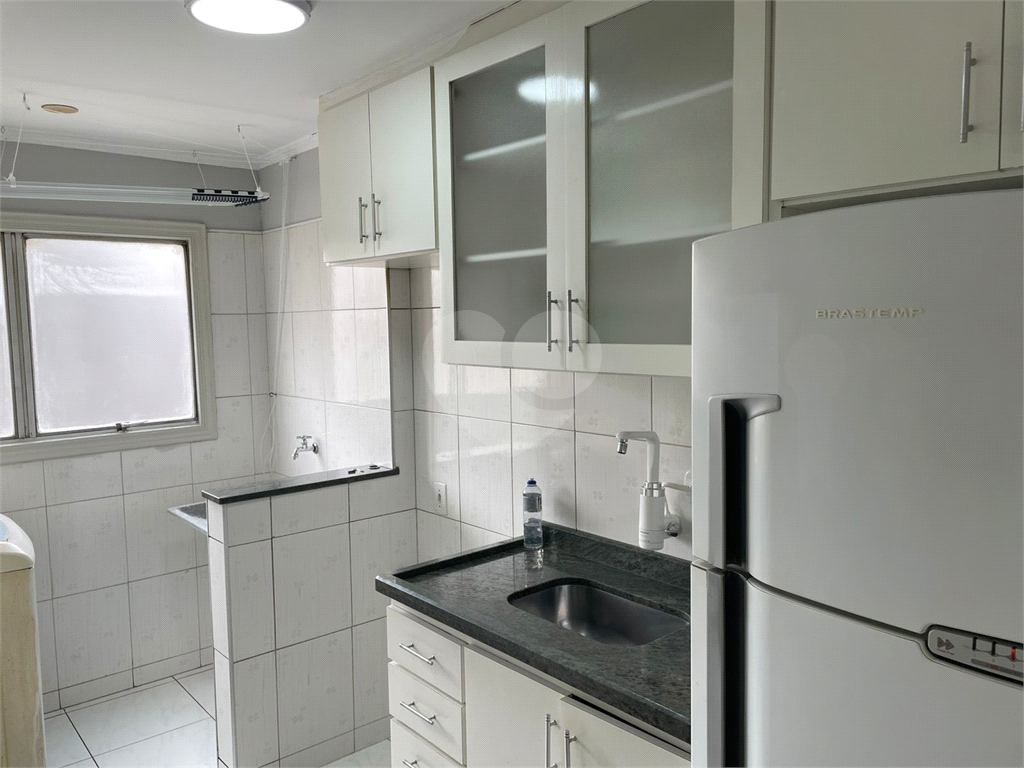 APARTAMENTO em SANTA CECÍLIA