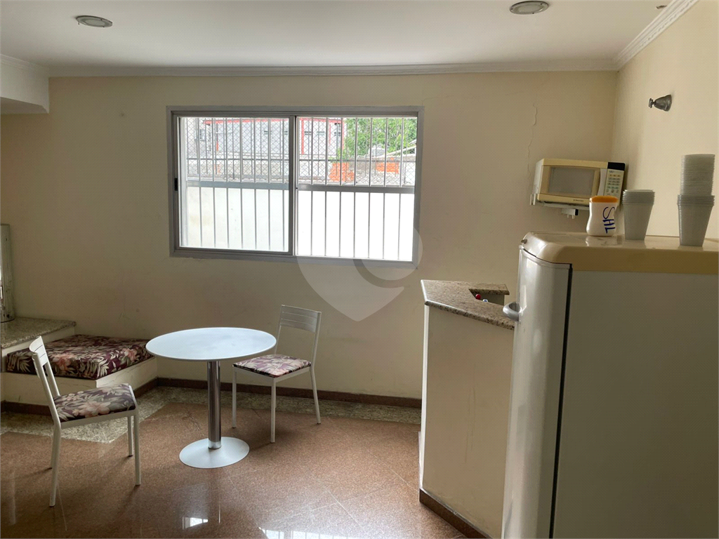 APARTAMENTO em SANTA CECÍLIA