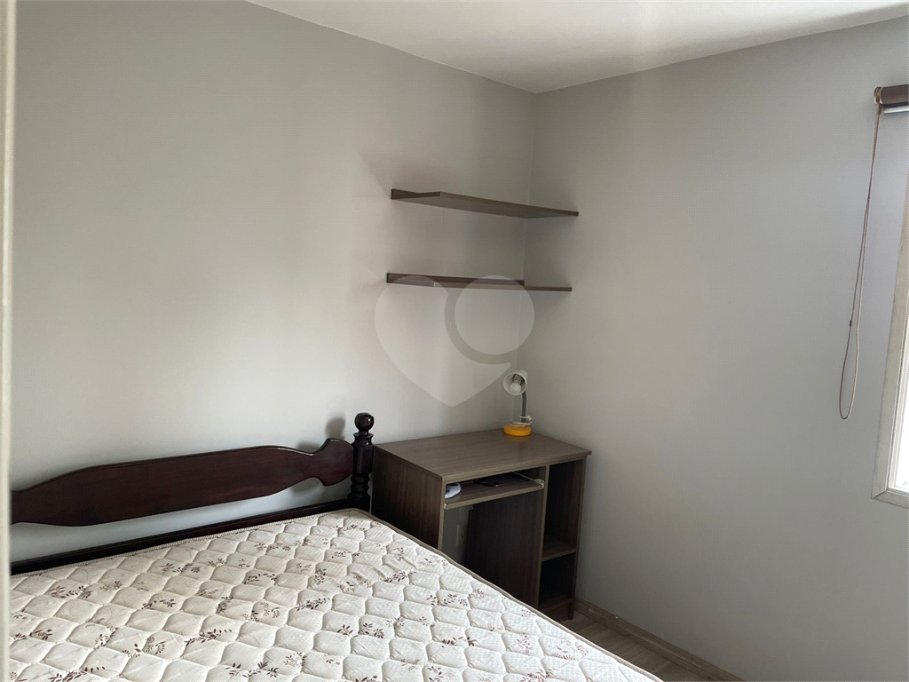 APARTAMENTO em SANTA CECÍLIA