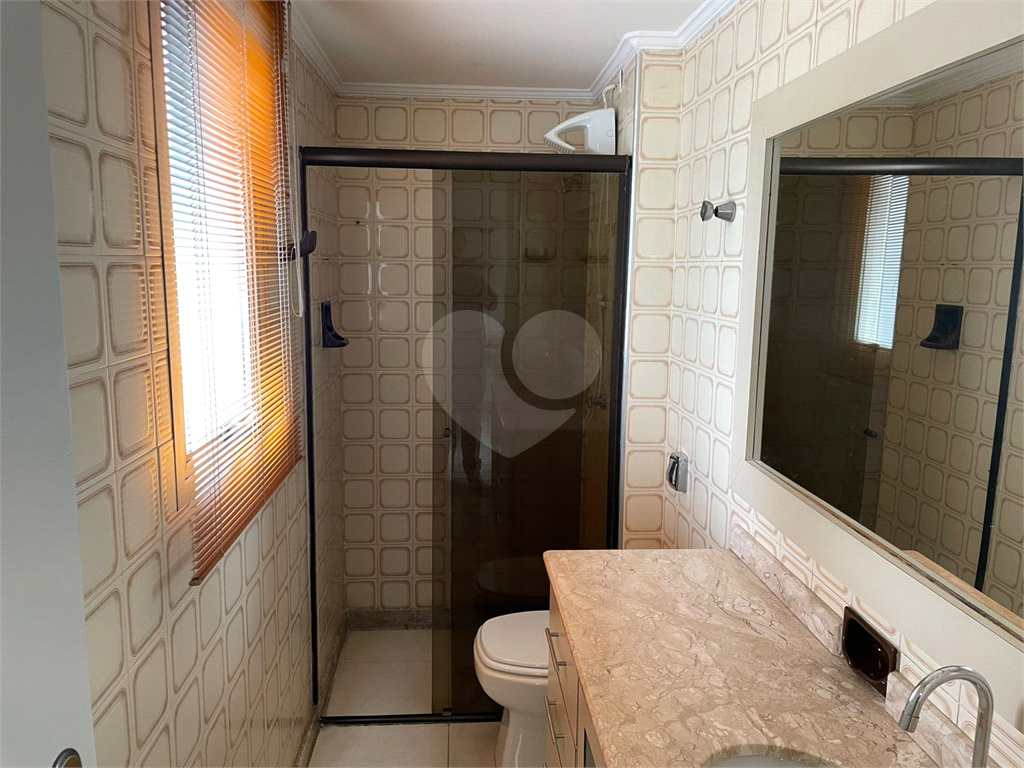 APARTAMENTO em SANTA CECÍLIA