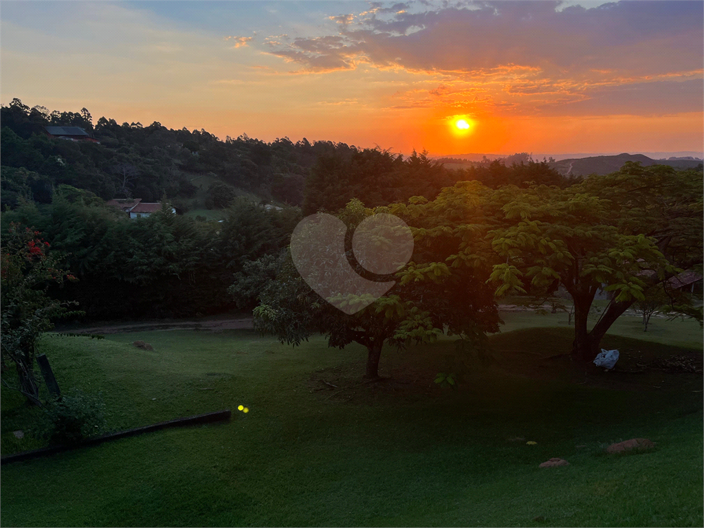 Casa a venda no condomínio Santa Fé - Vinhedo.- SP.