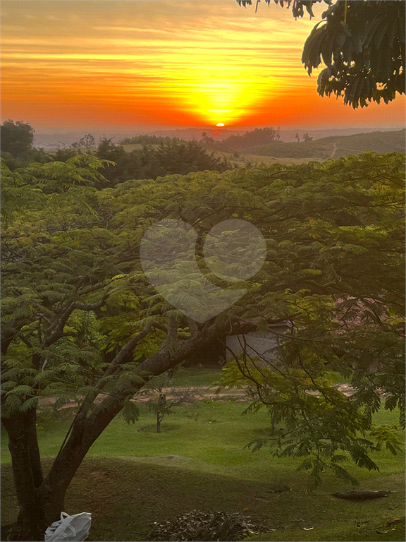 Casa a venda no condomínio Santa Fé - Vinhedo.- SP.