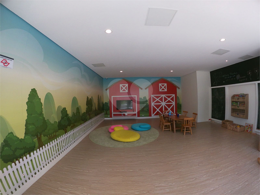 Aconchegante studio de 32m2 para alugar com 1 quarto, 1 banheiro e 1 vaga de garagem.