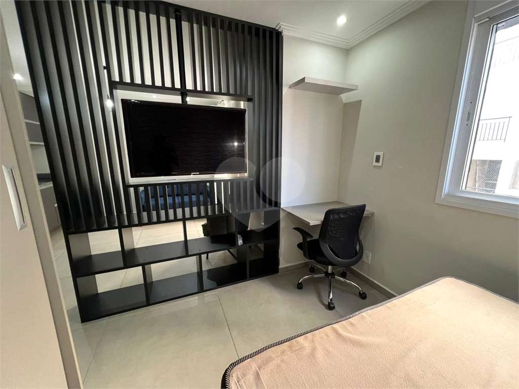 Aconchegante studio de 32m2 para alugar com 1 quarto, 1 banheiro e 1 vaga de garagem.