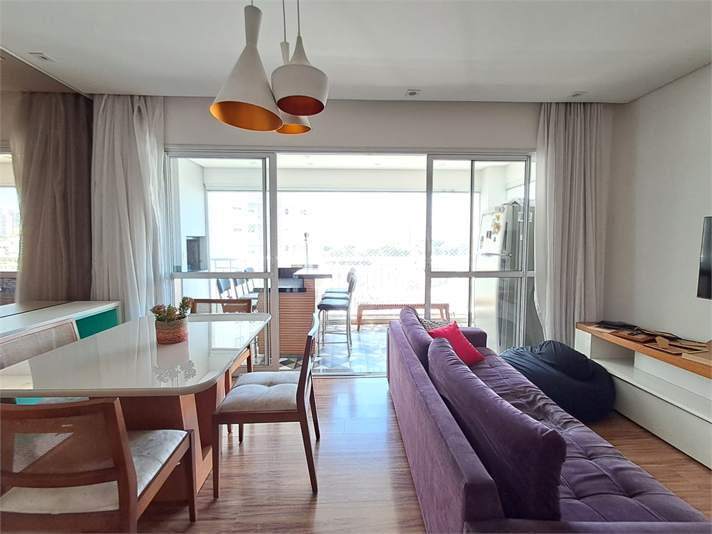 Imóvel de 100m² com sala de estar varanda gourmet 3 quartos, sendo 1 suíte, lazer completo 2 vagas Barra Funda 