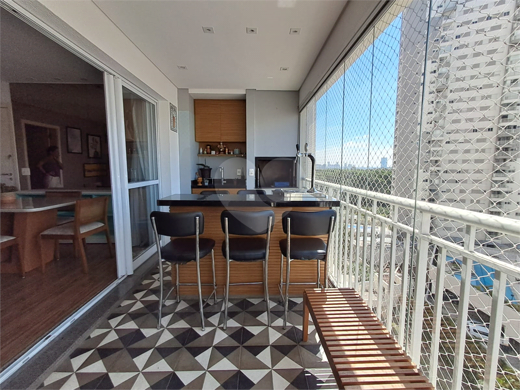 Imóvel de 100m² com sala de estar varanda gourmet 3 quartos, sendo 1 suíte, lazer completo 2 vagas Barra Funda 