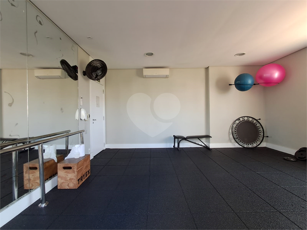 Imóvel de 100m² com sala de estar varanda gourmet 3 quartos, sendo 1 suíte, lazer completo 2 vagas Barra Funda 