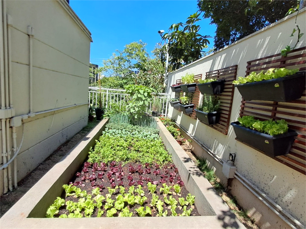 Imóvel de 100m² com sala de estar varanda gourmet 3 quartos, sendo 1 suíte, lazer completo 2 vagas Barra Funda 