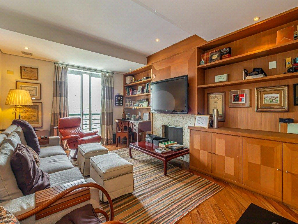 Apartamento em rua segura e fechada 