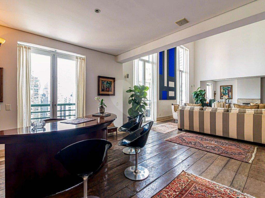 Apartamento em rua segura e fechada 