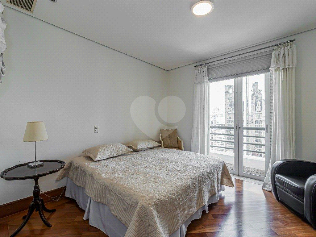 Apartamento em rua segura e fechada 