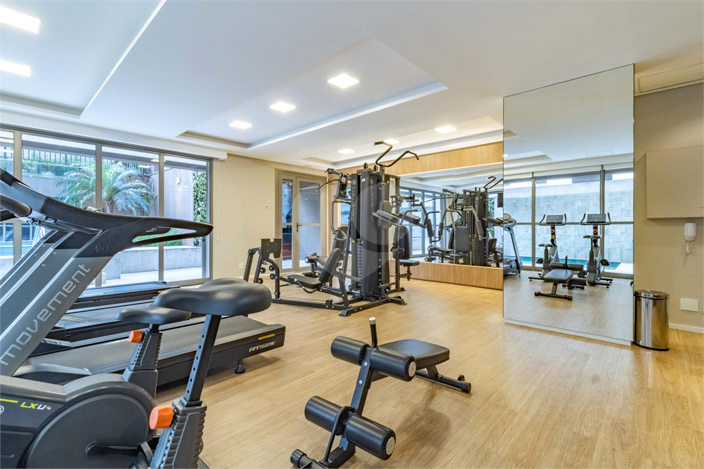 Apartamento - Perdizes - 3 Dormitórios - 180 m²