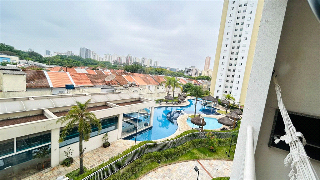 APARTAMENTO À VENDA EM CONDOMÍNIO CLUBE NA MOÓCA 