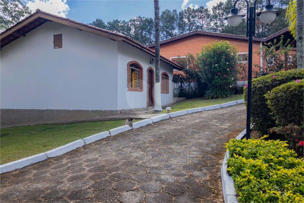 Casa de Condomínio à venda | 9.000 m² | 7 suítes | 20 vagas em Serra Negra/SP!