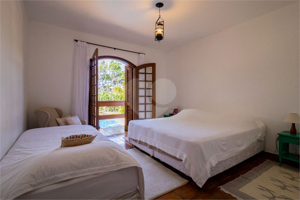 Casa de Condomínio à venda | 9.000 m² | 7 suítes | 20 vagas em Serra Negra/SP!