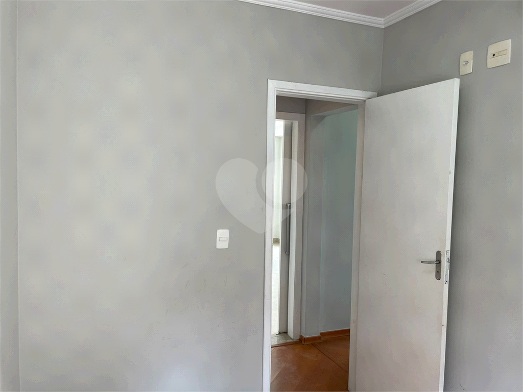 APARTAMENTO em VILA LEOPOLDINA