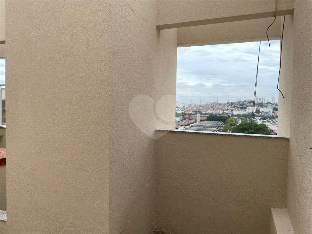 APARTAMENTO em VILA LEOPOLDINA