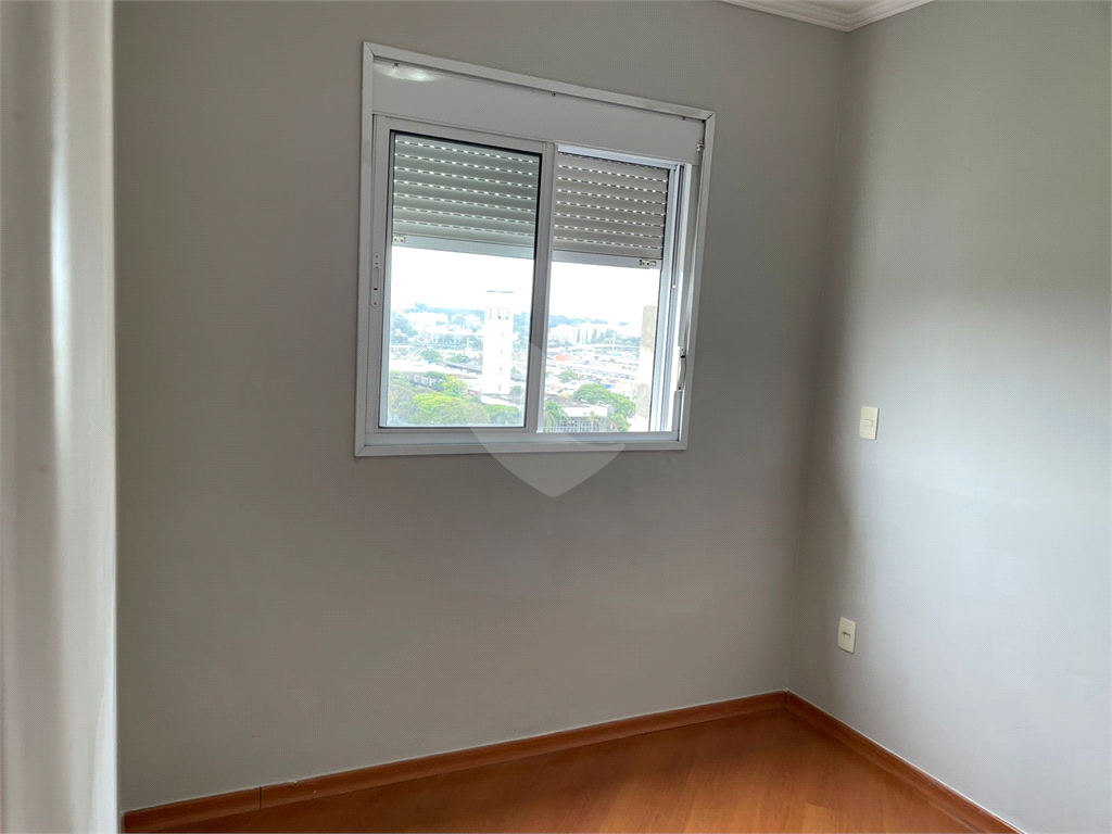 APARTAMENTO em VILA LEOPOLDINA