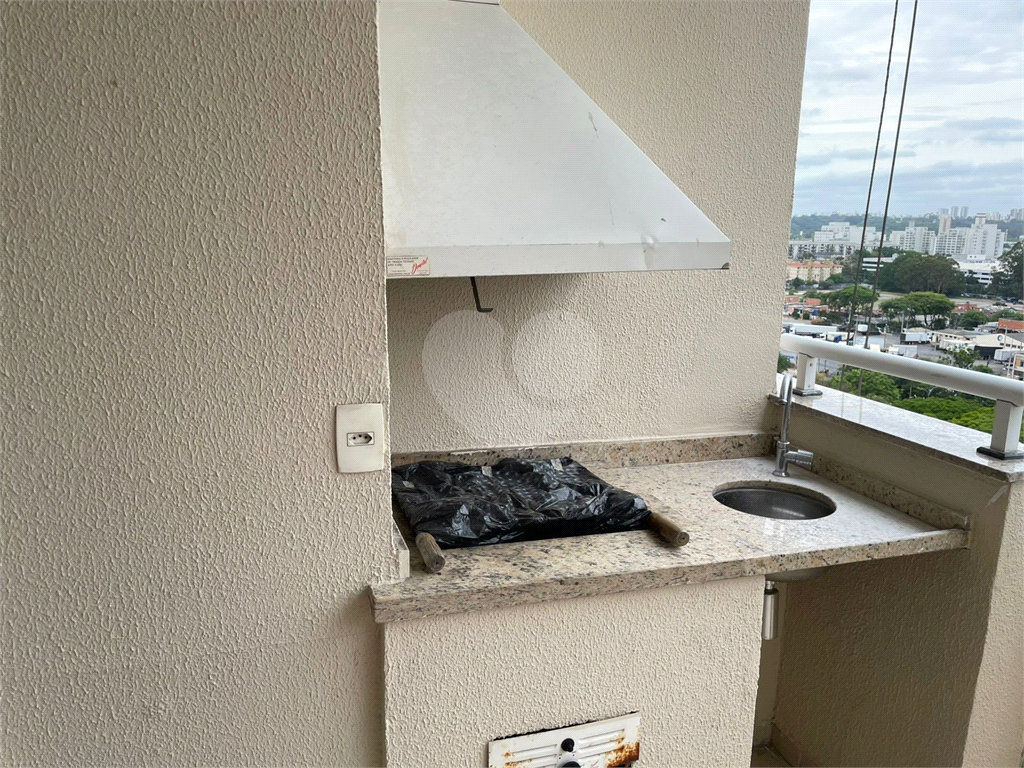 APARTAMENTO em VILA LEOPOLDINA