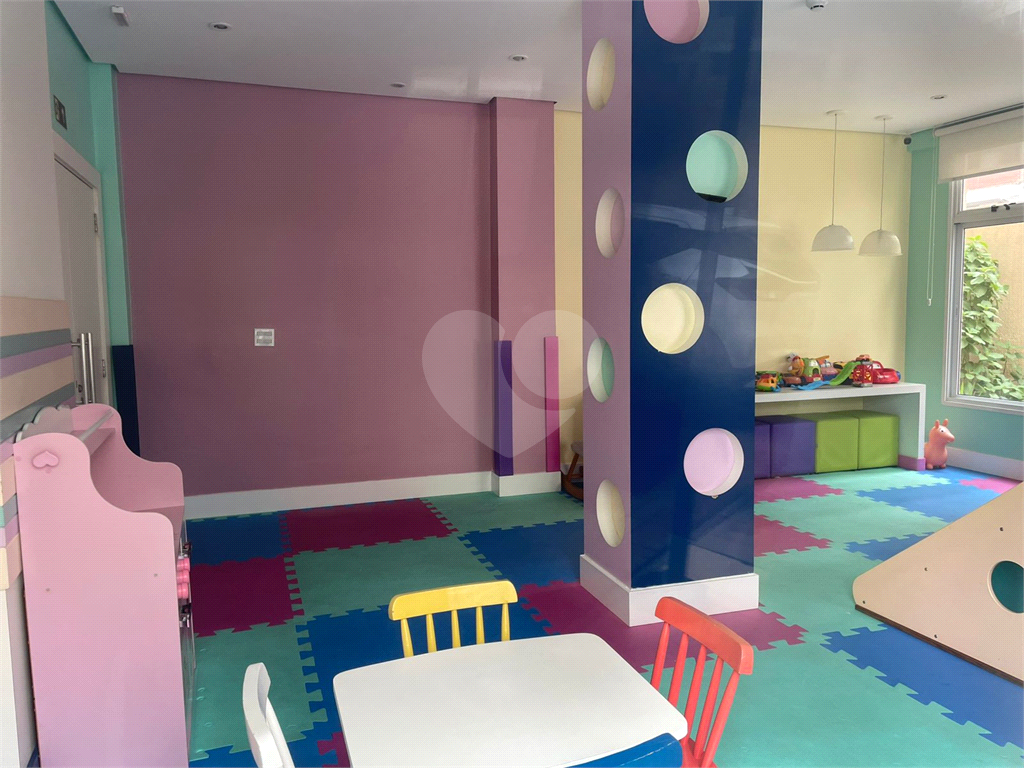 APARTAMENTO em VILA LEOPOLDINA