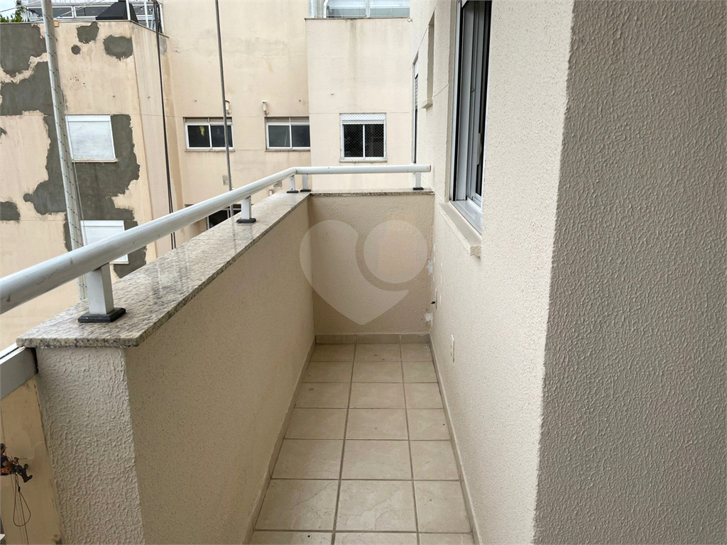 APARTAMENTO em VILA LEOPOLDINA