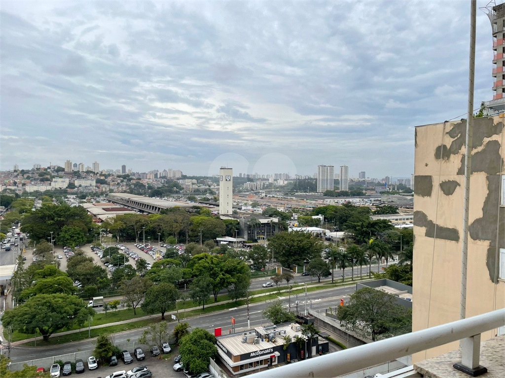 APARTAMENTO em VILA LEOPOLDINA