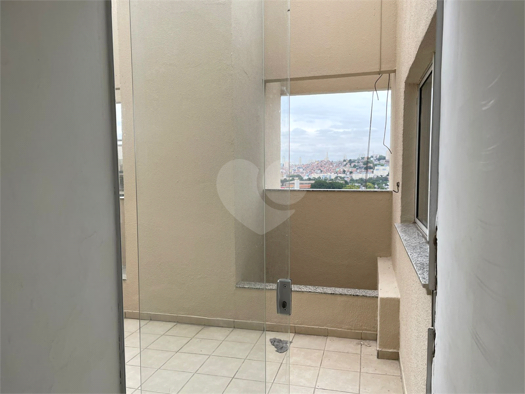 APARTAMENTO em VILA LEOPOLDINA