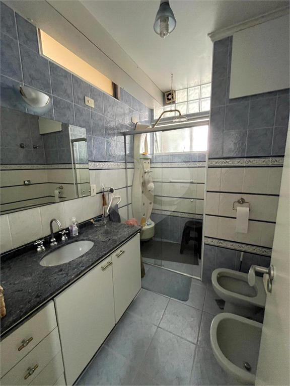 Lindo apto. Edifício Manacá, excelente localização, amplo terraço com vista espetacular da serra da Cantareira