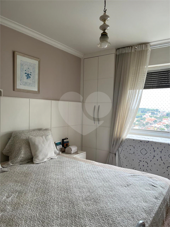 Lindo apto. Edifício Manacá, excelente localização, amplo terraço com vista espetacular da serra da Cantareira