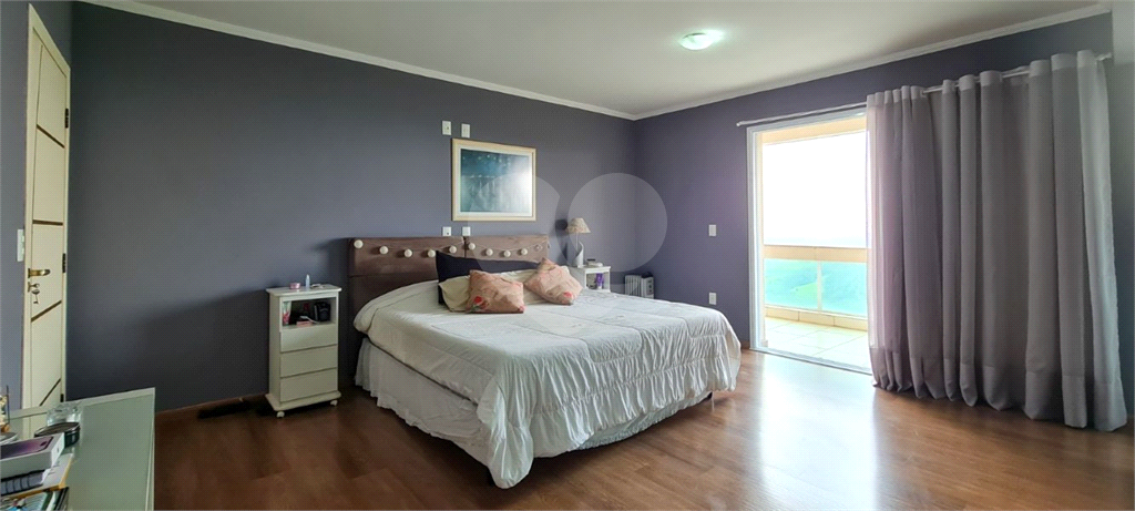 Casa de Condomínio à venda | 2.315 m2 | 5 suítes | 15 vagas em Serra Negra/SP!