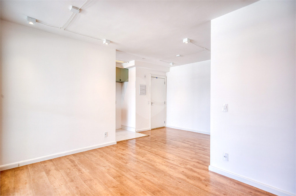 APARTAMENTO em BARRA FUNDA