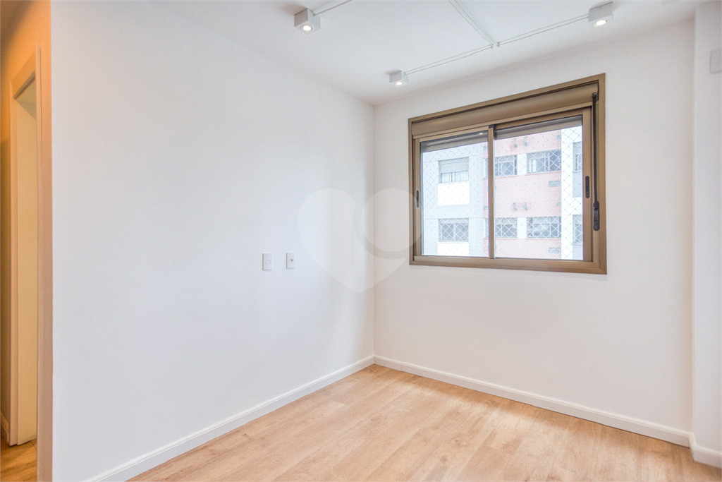 APARTAMENTO em BARRA FUNDA