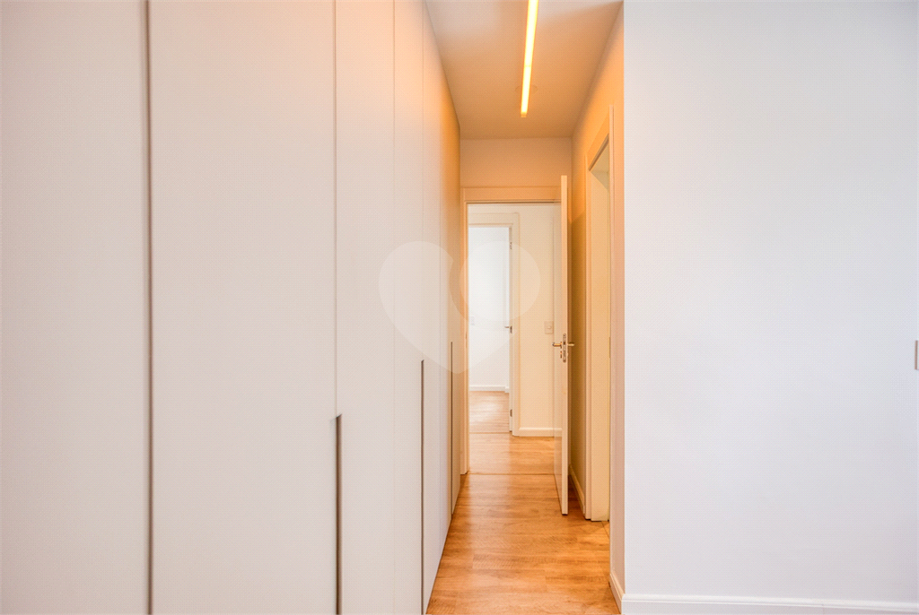 APARTAMENTO em BARRA FUNDA