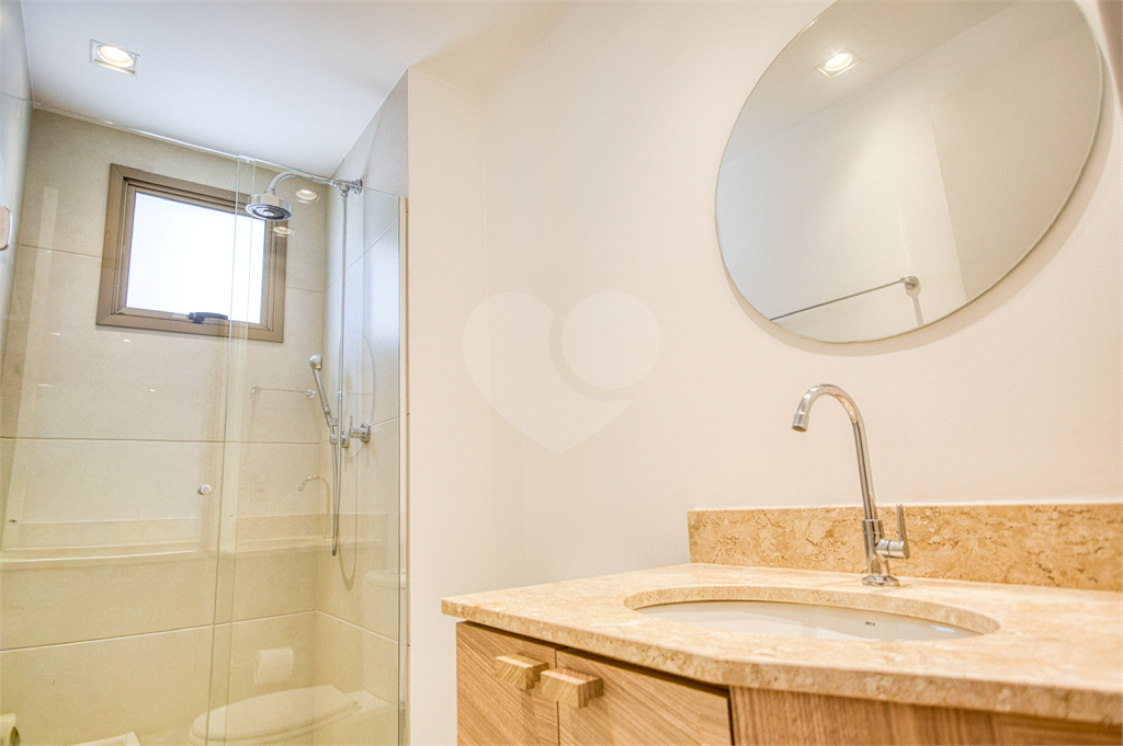 APARTAMENTO em BARRA FUNDA