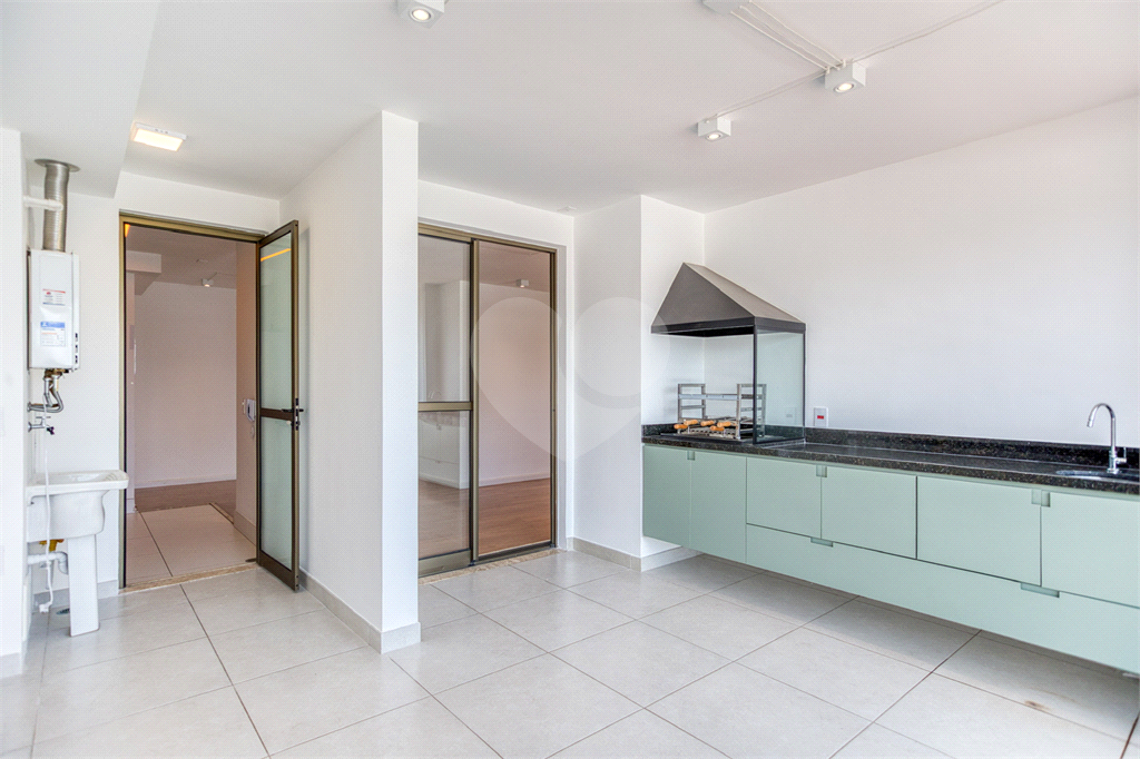 APARTAMENTO em BARRA FUNDA