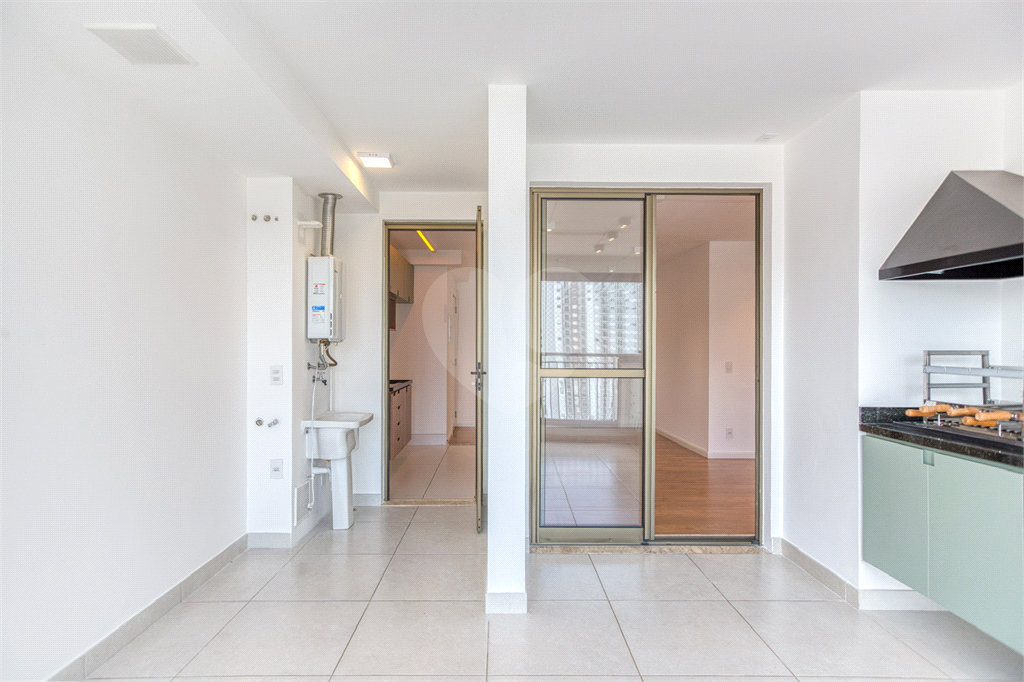 APARTAMENTO em BARRA FUNDA