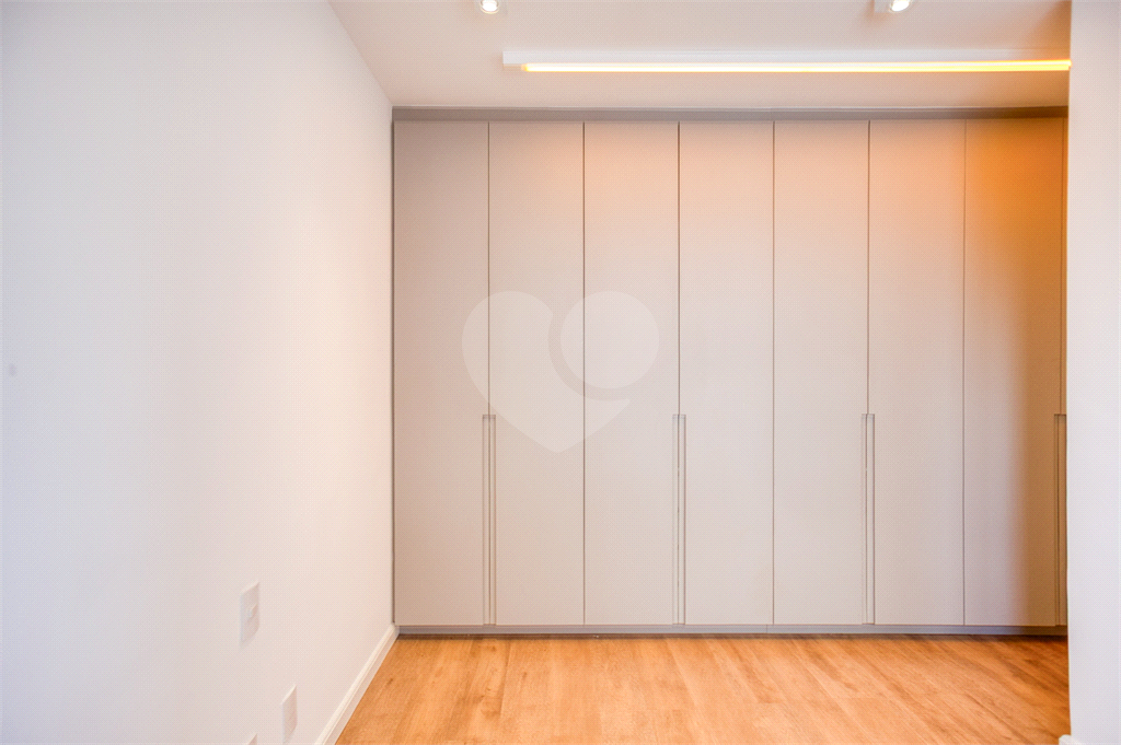 APARTAMENTO em BARRA FUNDA