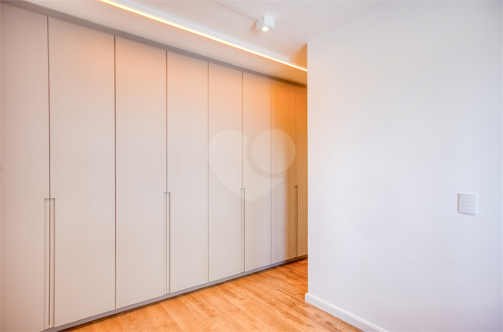 APARTAMENTO em BARRA FUNDA