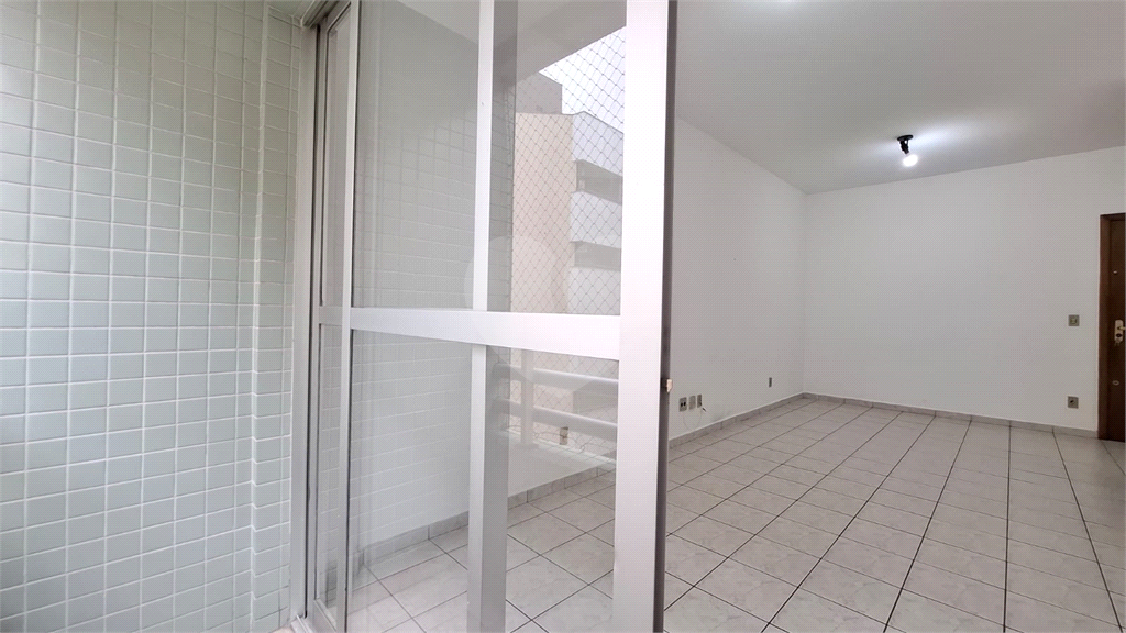 OTIMO APARTAMENTO DE 01 DORMITORIOS NA ENCRUZILHADA - PROXIMA A FACULDADE